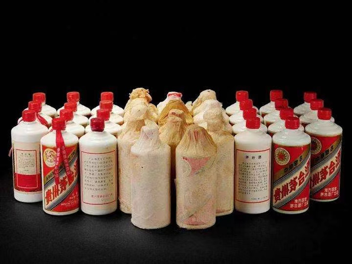 旬邑日照岚山回收酒价格哪里回收(附近上门回收茅台酒）?